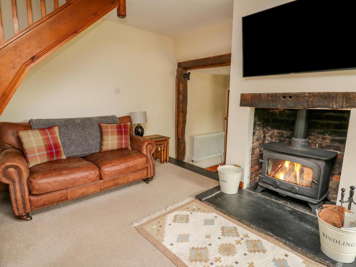 Byrdir Cottage Llanwrthwl Exterior foto